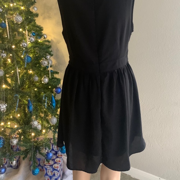 The Lil Black Forever 21 Dress - Picture 5 of 5